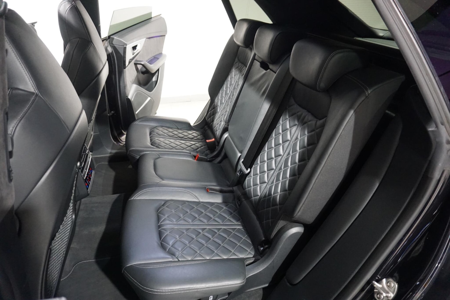 Used Audi Q8 2018 for sale - 76513175: Photo 14