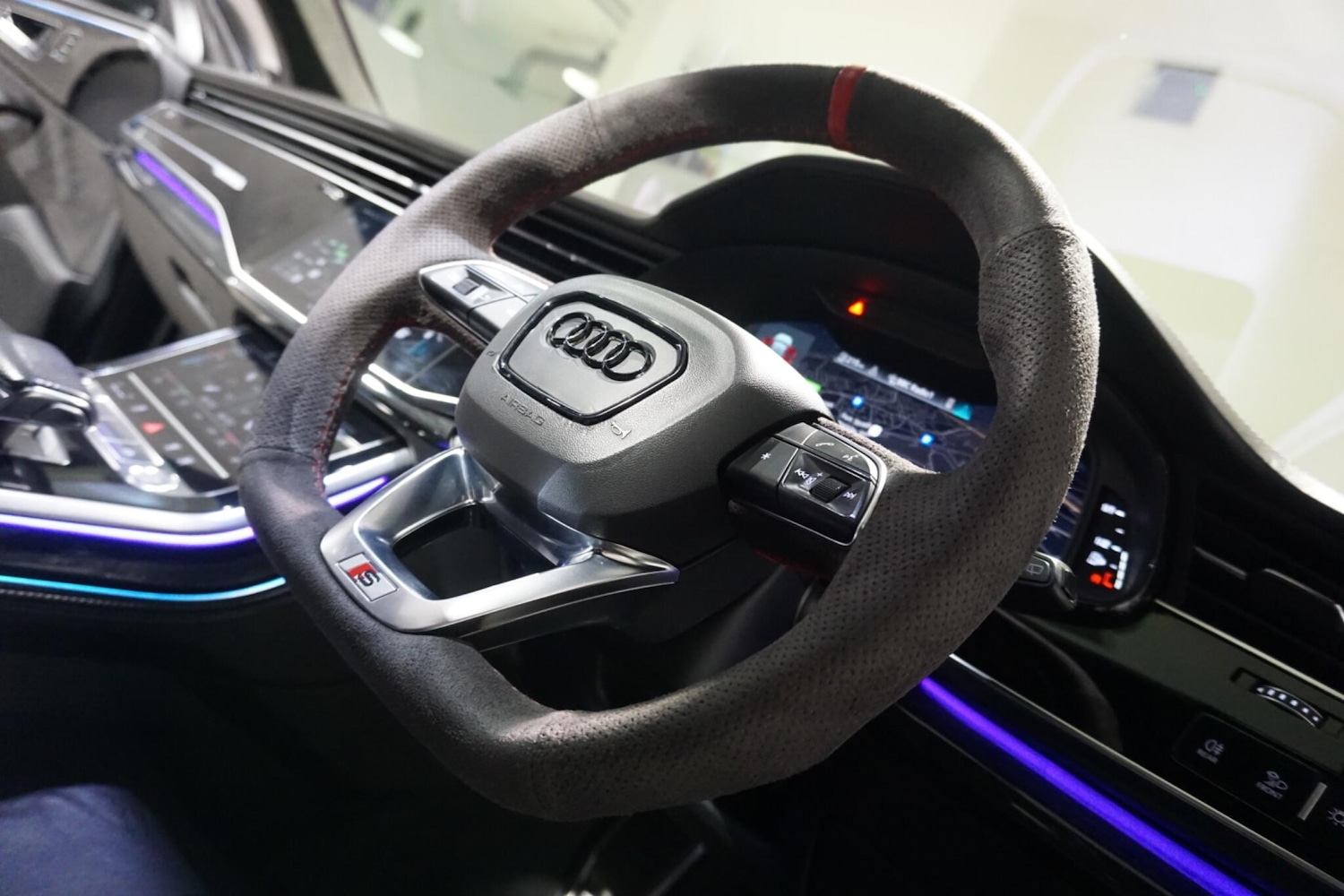 Used Audi Q8 2018 for sale - 76513175: Photo 58