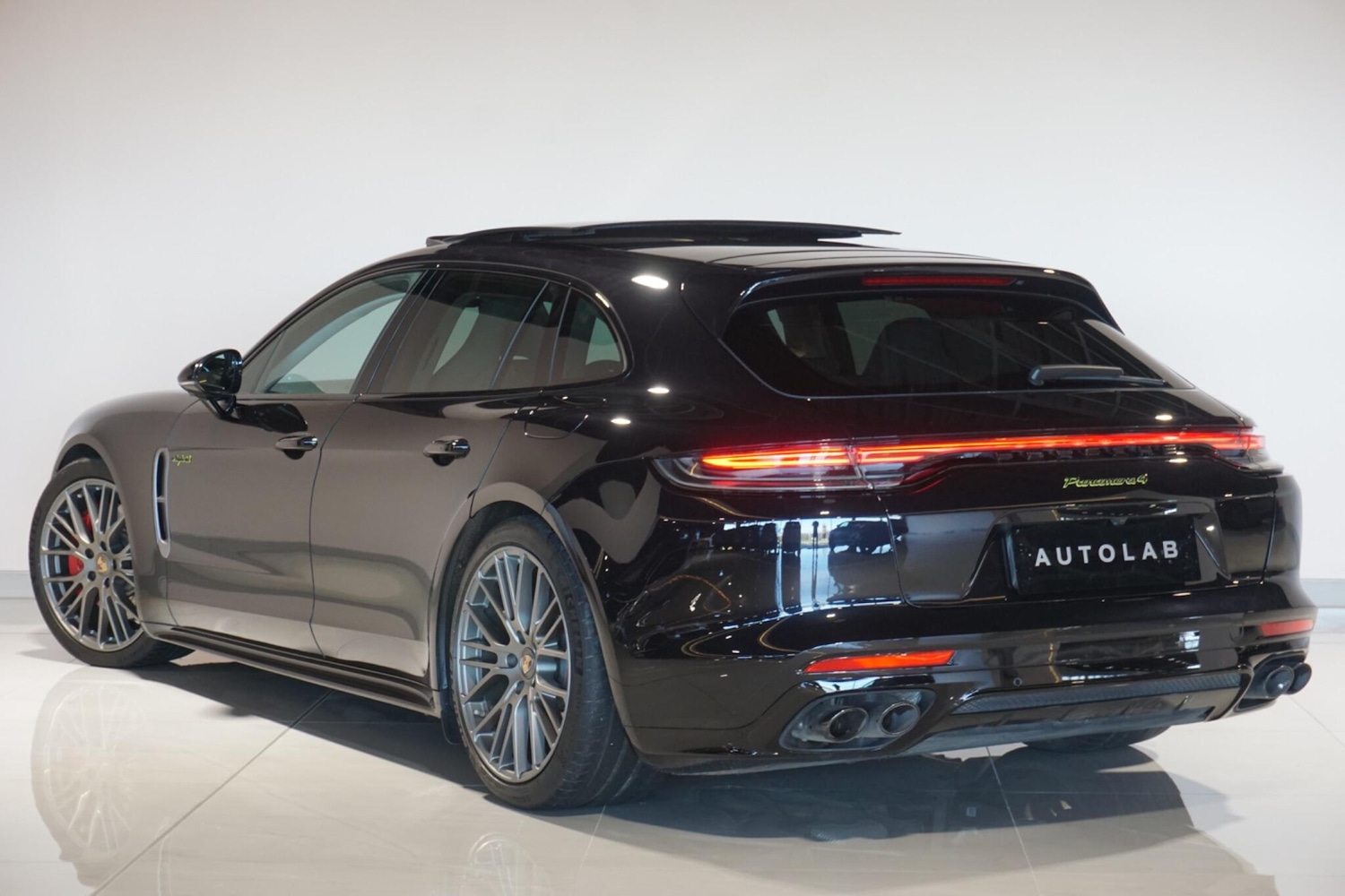 Used Porsche Panamera 2022 for sale - 77939710: Photo 6