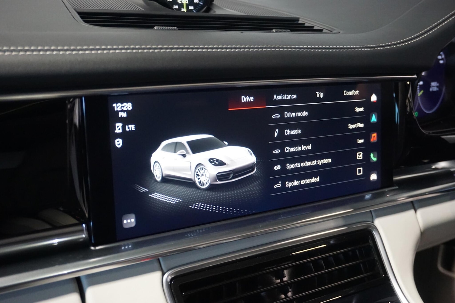 Used Porsche Panamera 2022 for sale - 77939710: Photo 64