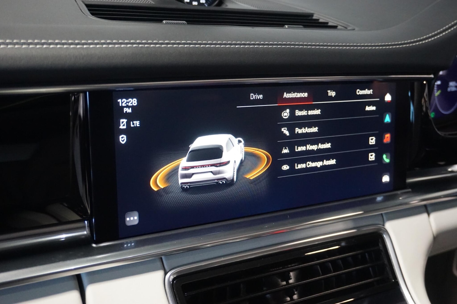 Used Porsche Panamera 2022 for sale - 77939710: Photo 65