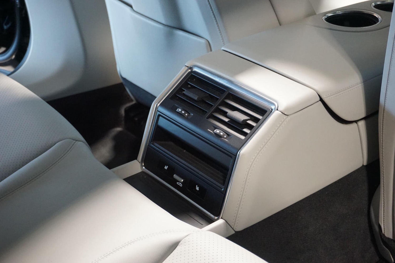 Used Porsche Panamera 2022 for sale - 77939710: Photo 68