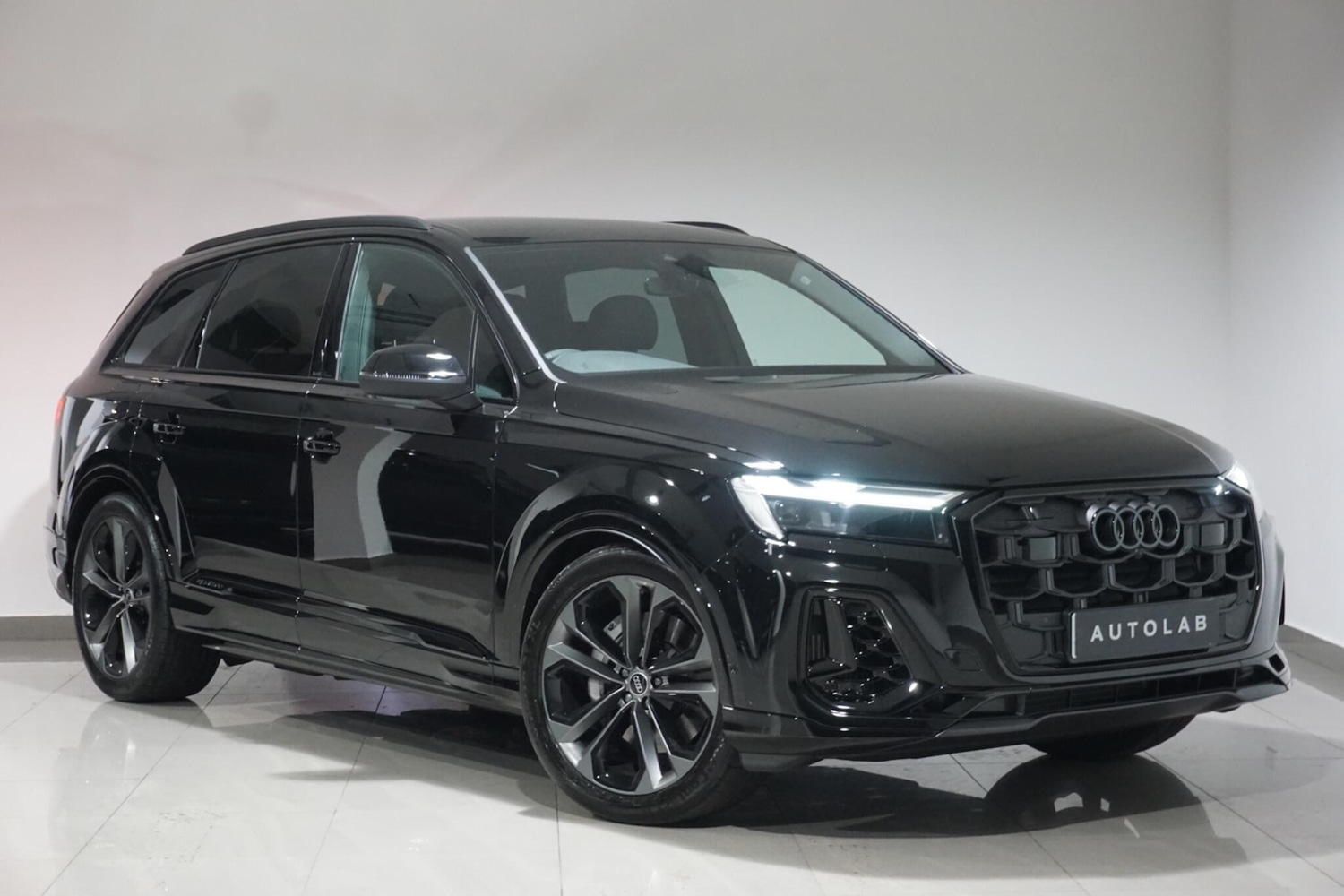 Used Audi Q7 2025 for sale - 77958011: Photo 38