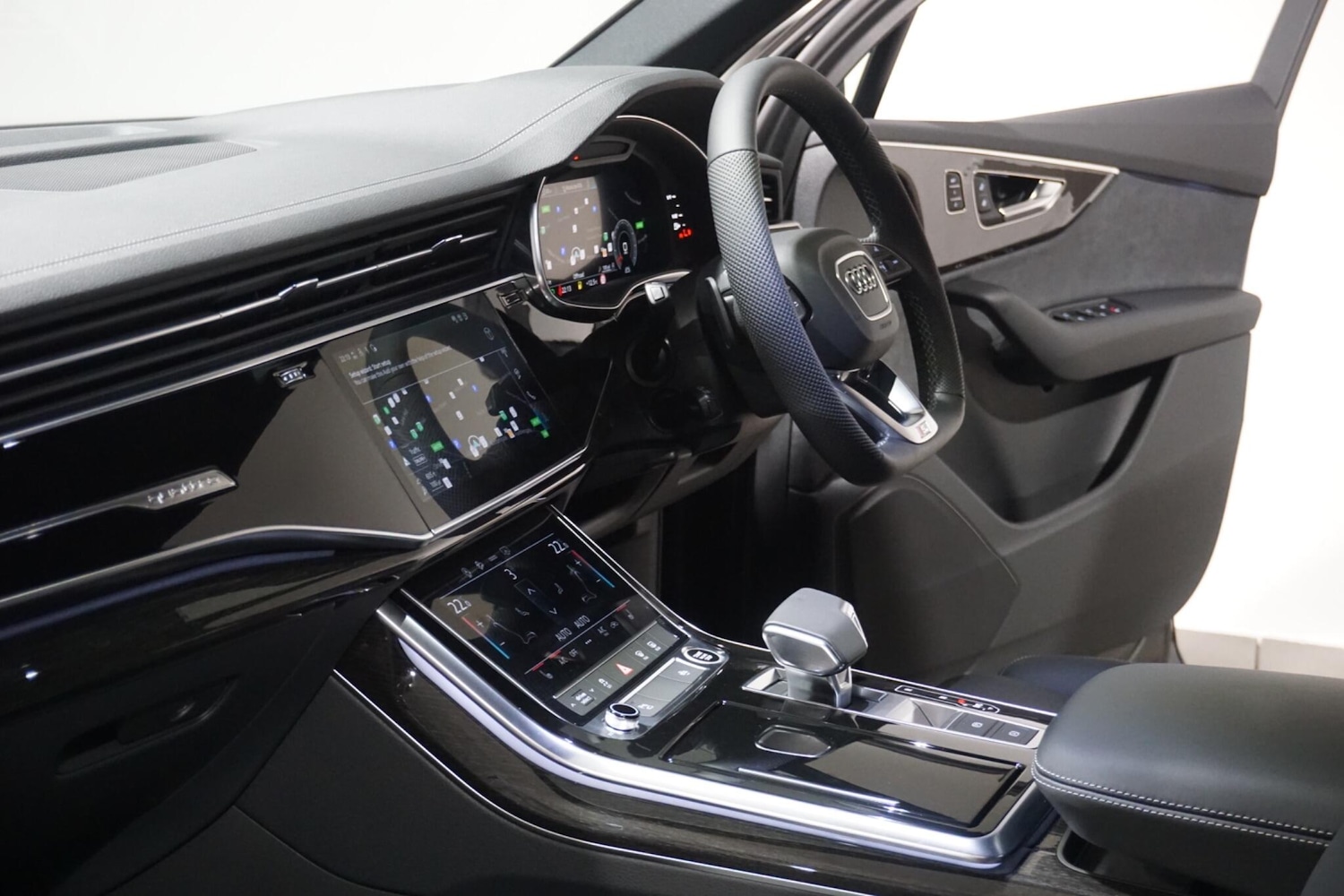 Used Audi Q7 2025 for sale - 77958011: Photo 60