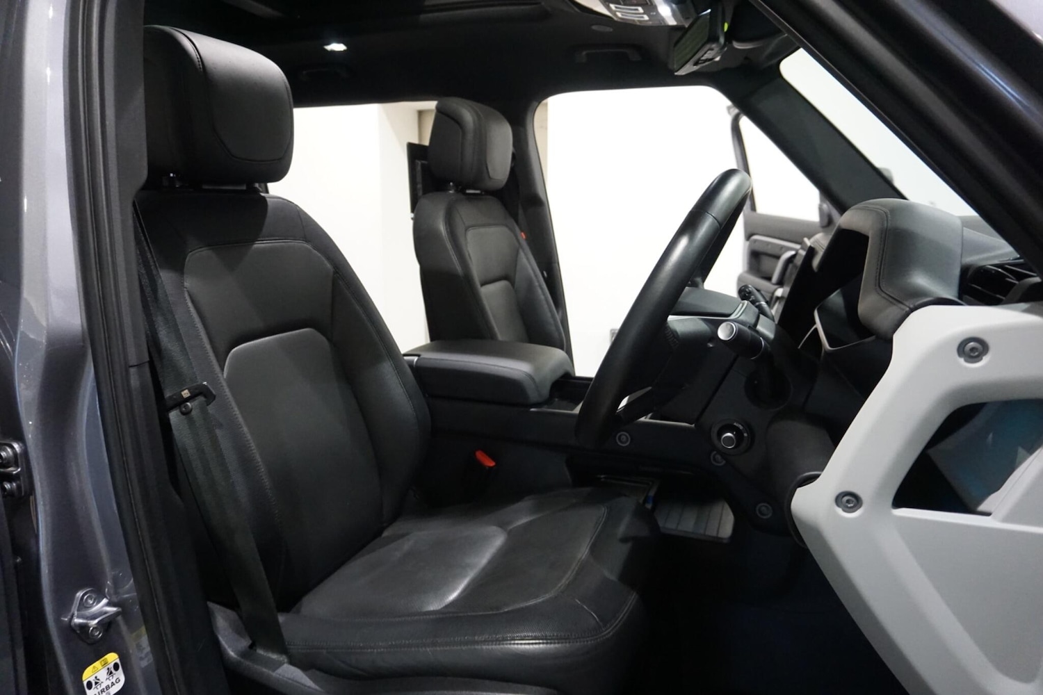 Used Land Rover Defender 110 for sale - 77053999: Photo 14