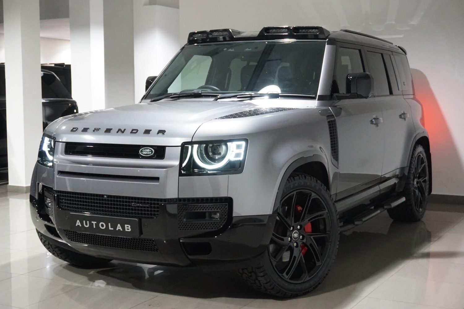 Used Land Rover Defender 110 for sale - 77053999: Photo 22