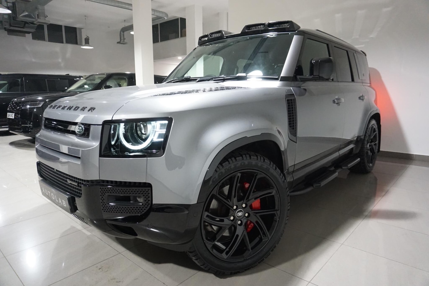 Used Land Rover Defender 110 for sale - 77053999: Photo 26