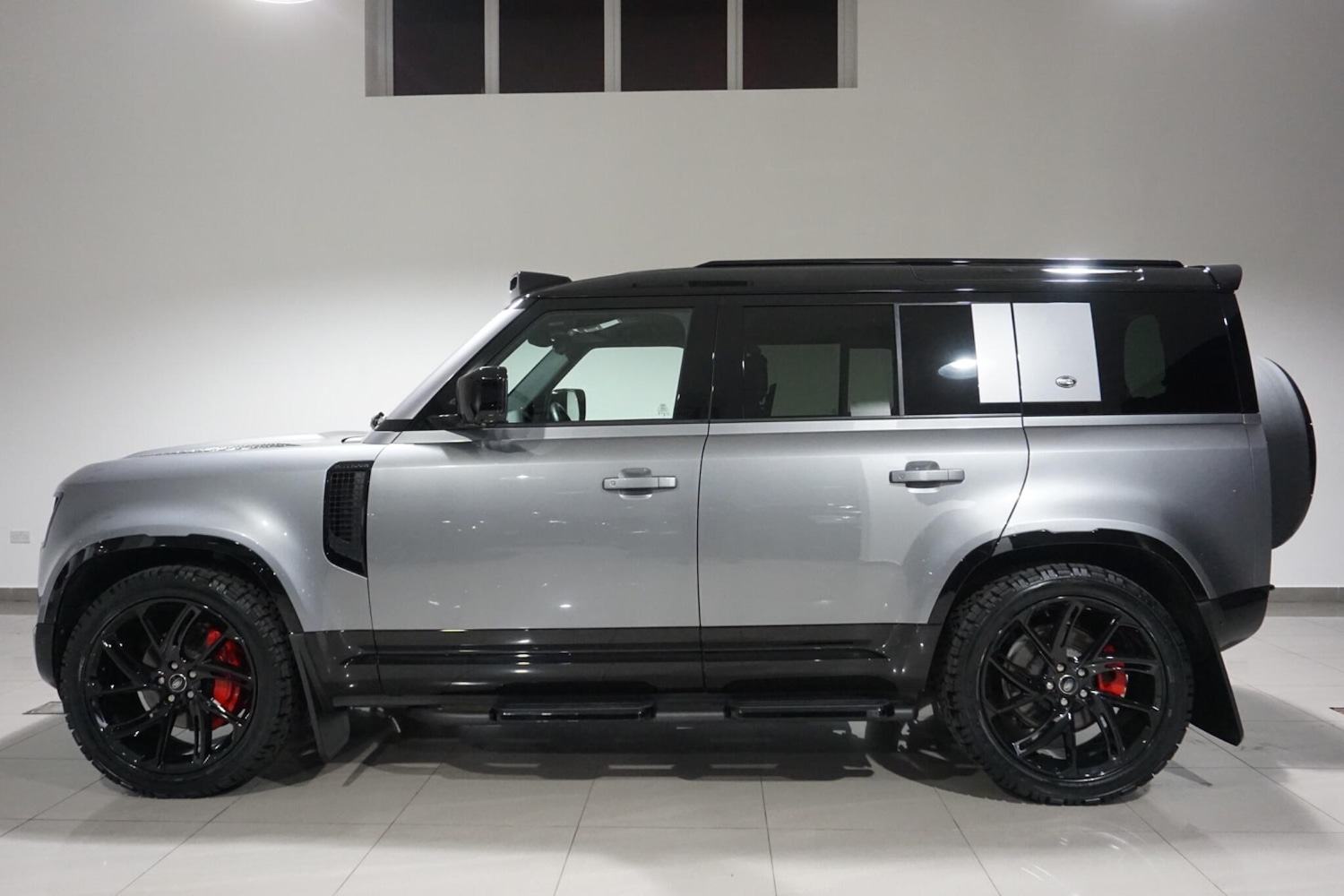 Used Land Rover Defender 110 for sale - 77053999: Photo 35