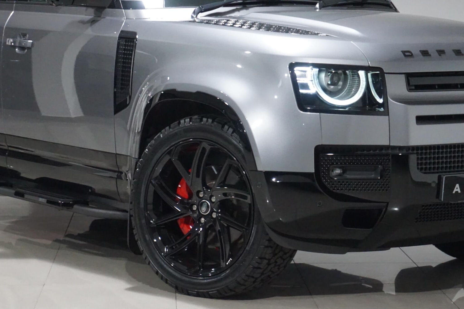 Used Land Rover Defender 110 for sale - 77053999: Photo 47