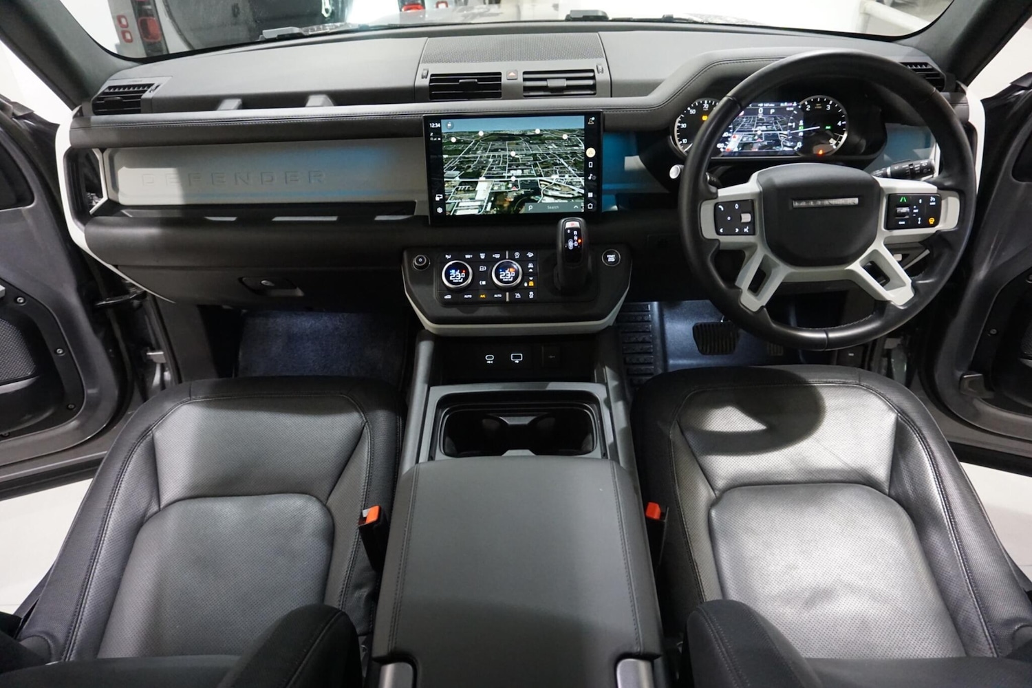 Used Land Rover Defender 110 for sale - 77053999: Photo 9