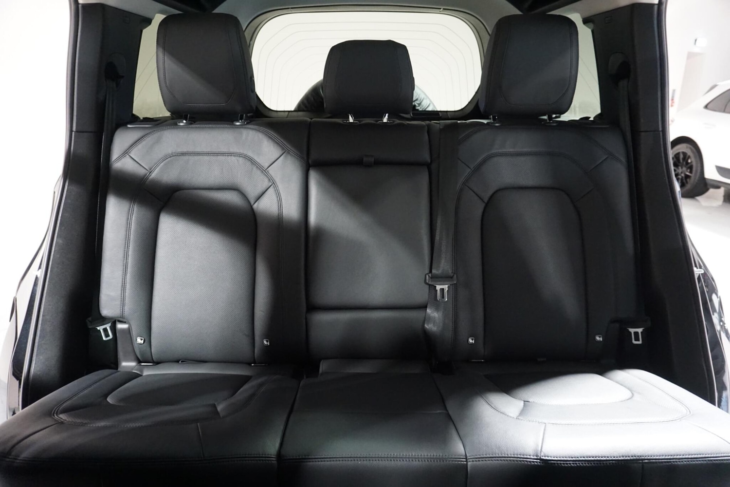 Used Land Rover Defender 110 for sale - 77016423: Photo 11