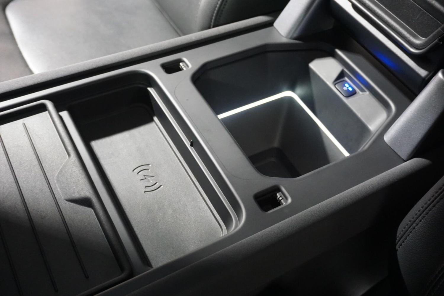 Used Land Rover Defender 110 for sale - 77016423: Photo 21