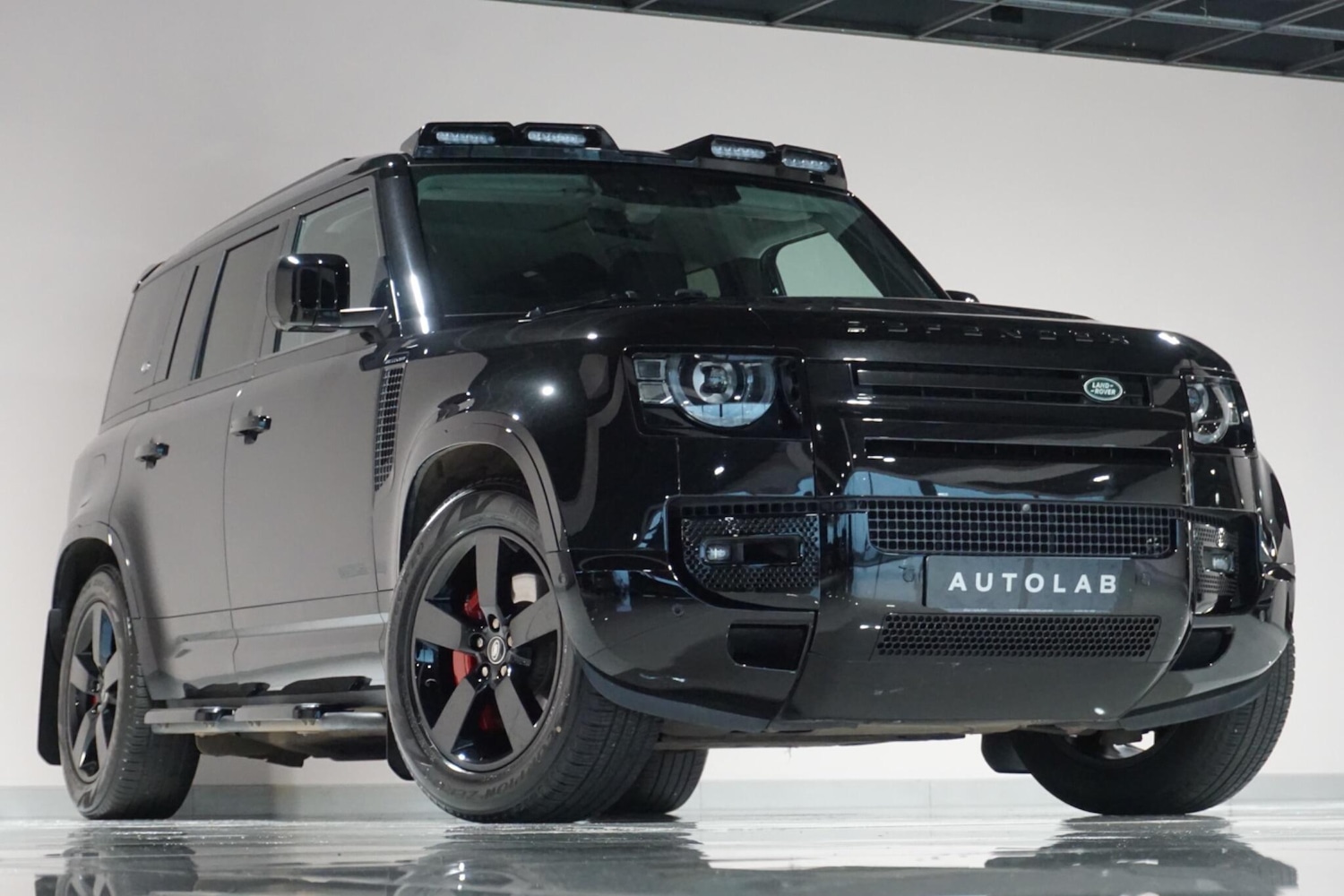 Used Land Rover Defender 110 for sale - 77016423: Photo 31