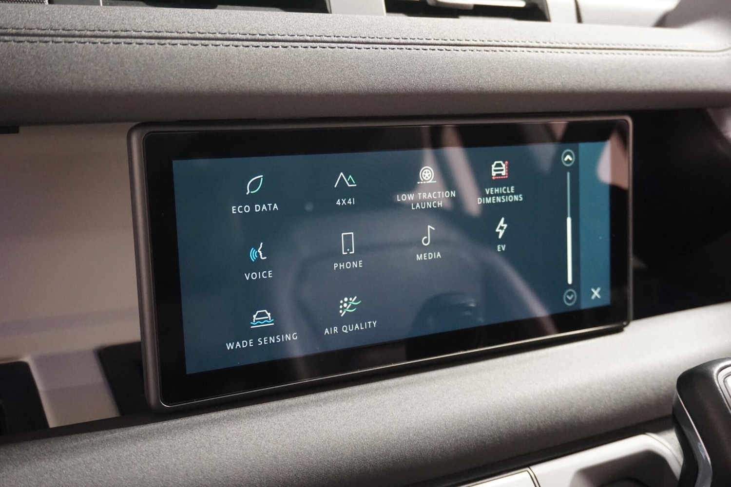 Used Land Rover Defender 110 for sale - 77016423: Photo 64