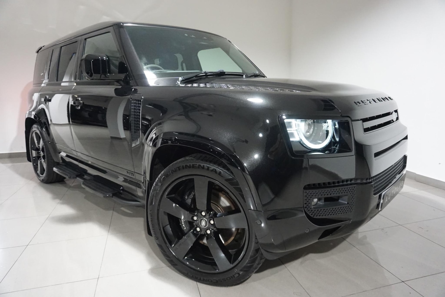 Used Land Rover Defender 110 2023 for sale - 76348956: Photo 24