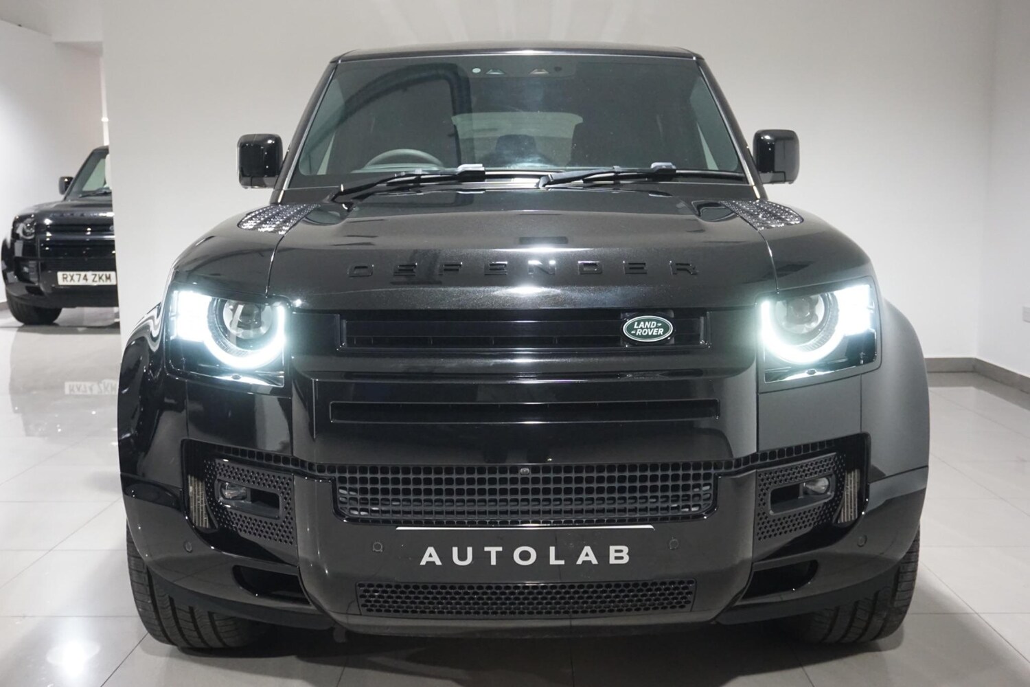 Used Land Rover Defender 110 2023 for sale - 76348956: Photo 25