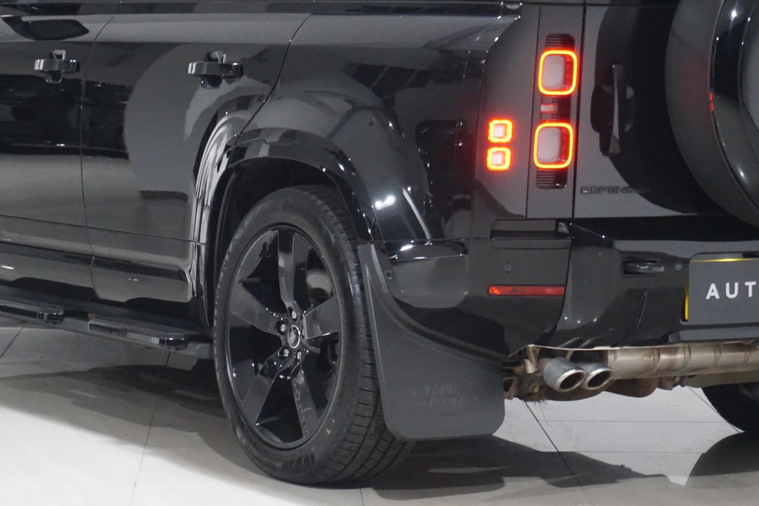 Used Land Rover Defender 110 2023 for sale - 76348956: Photo 48