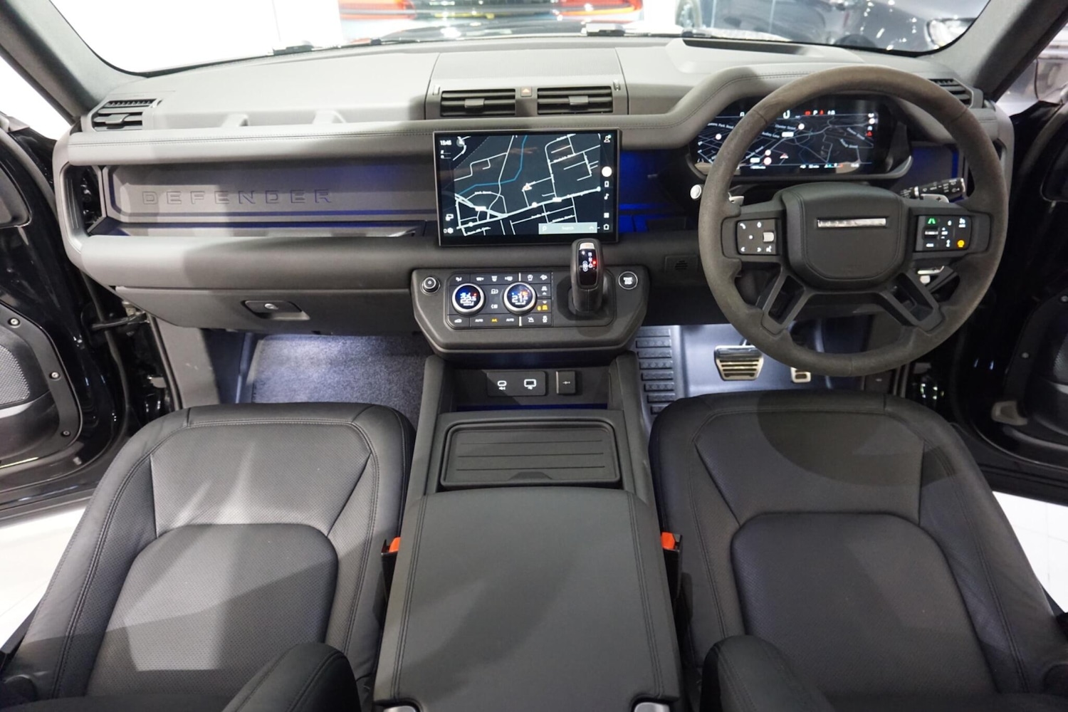 Used Land Rover Defender 110 2023 for sale - 76348956: Photo 6