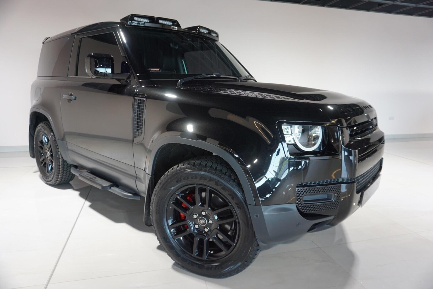 Used Land Rover Defender 90 for sale - 77958254: Photo 16