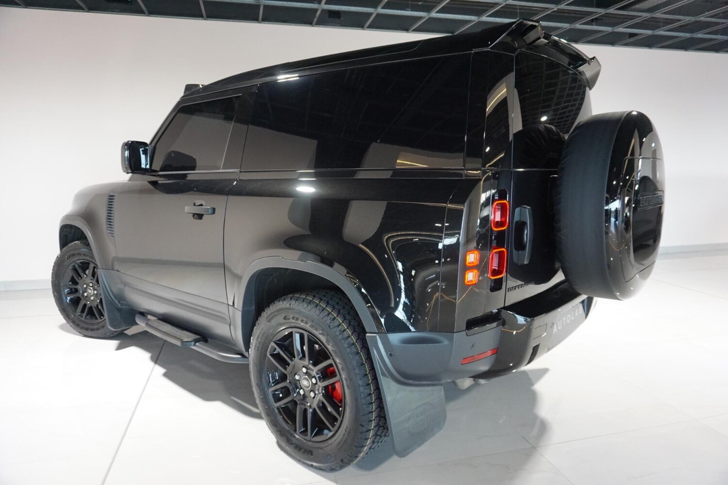 Used Land Rover Defender 90 for sale - 77958254: Photo 19