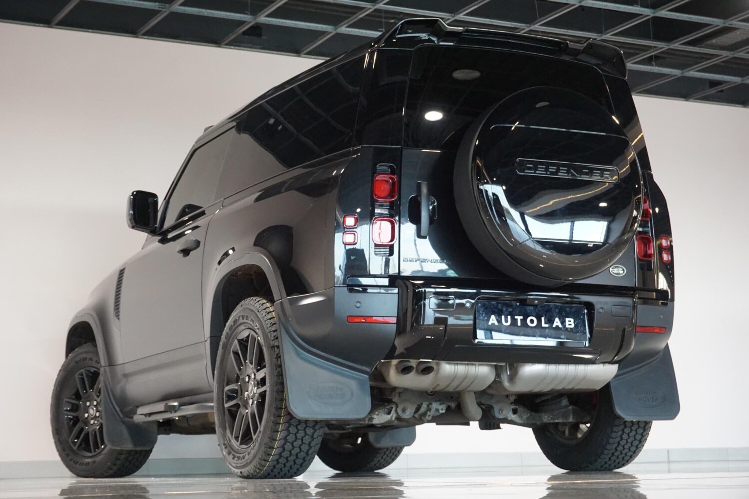 Used Land Rover Defender 90 for sale - 77958254: Photo 23