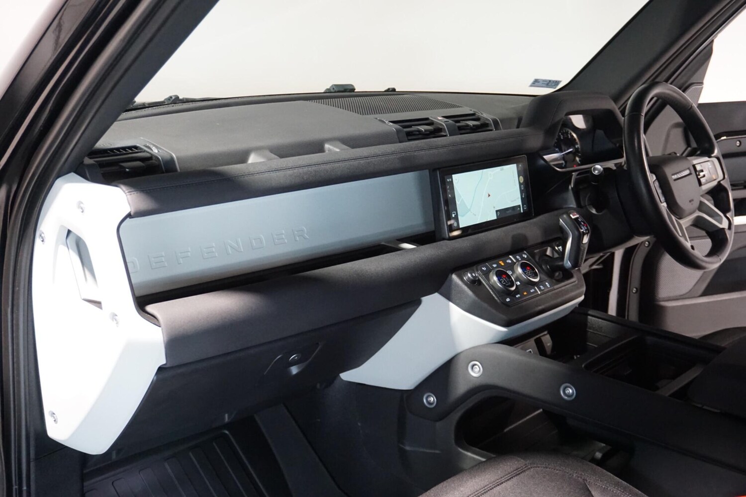 Used Land Rover Defender 90 for sale - 77958254: Photo 47