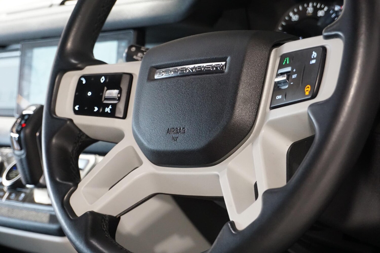 Used Land Rover Defender 90 for sale - 77958254: Photo 49