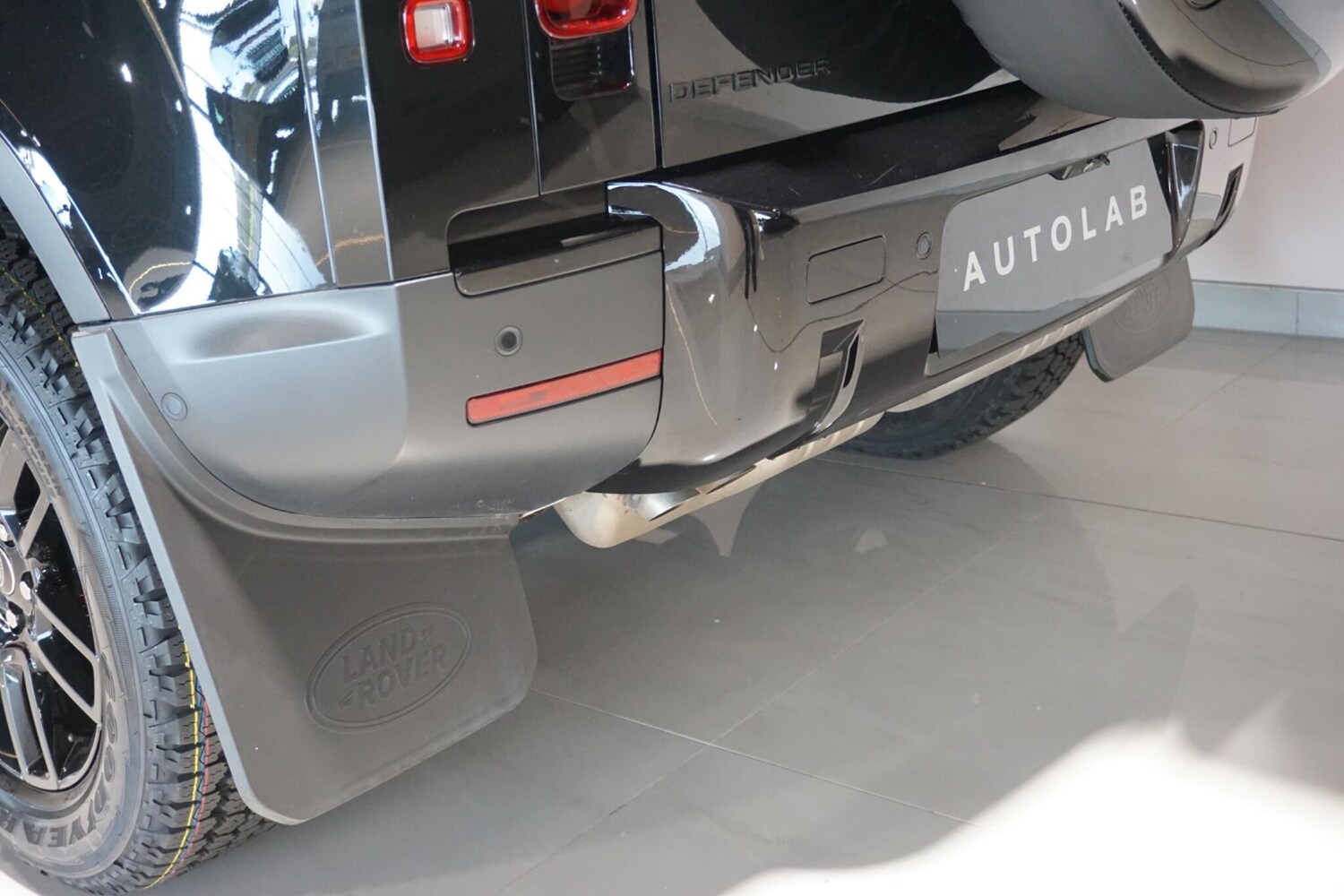 Used Land Rover Defender 90 for sale - 77958254: Photo 60