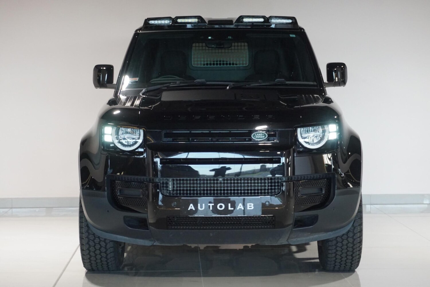 Used Land Rover Defender 90 for sale - 77958254: Photo 7