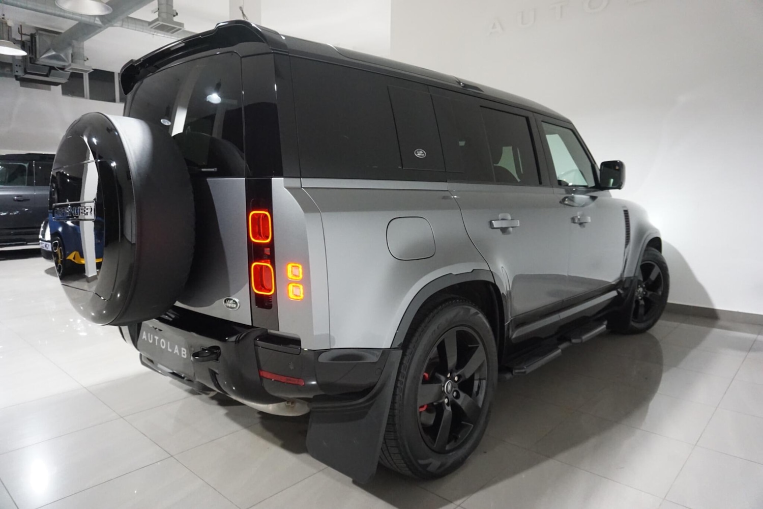 Used Land Rover Defender 110 2021 for sale - 76084784: Photo 25