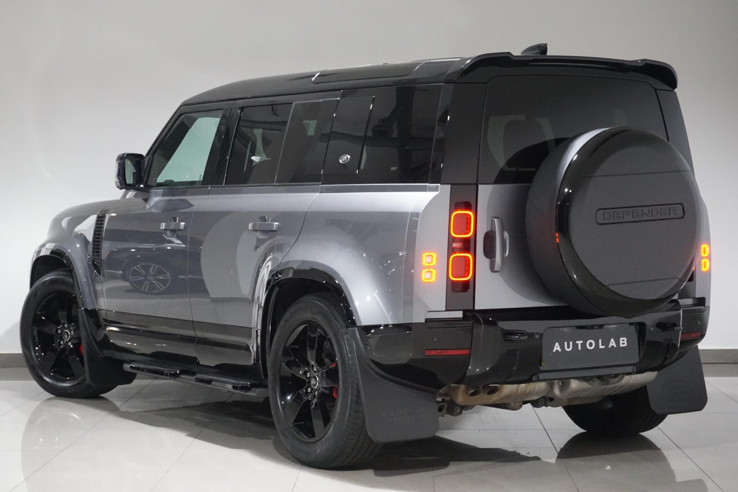 Used Land Rover Defender 110 2021 for sale - 76084784: Photo 3
