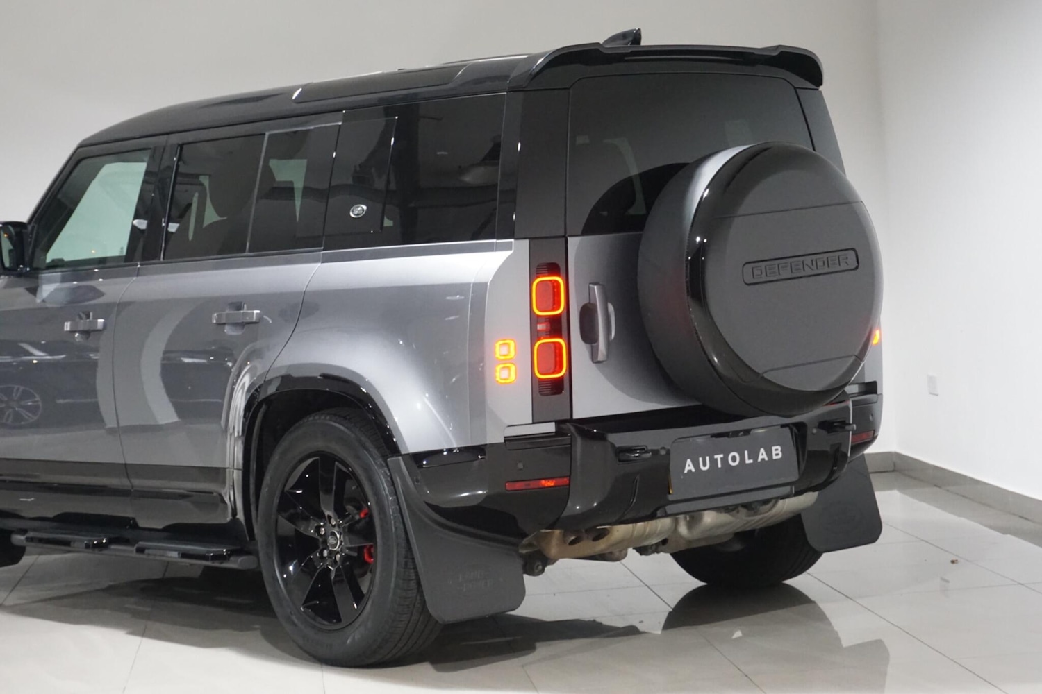 Used Land Rover Defender 110 2021 for sale - 76084784: Photo 38