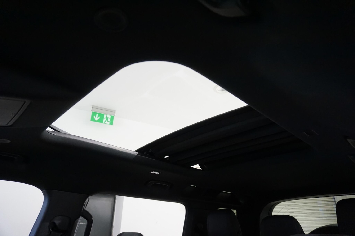 Used Land Rover Defender 110 2021 for sale - 76084784: Photo 9