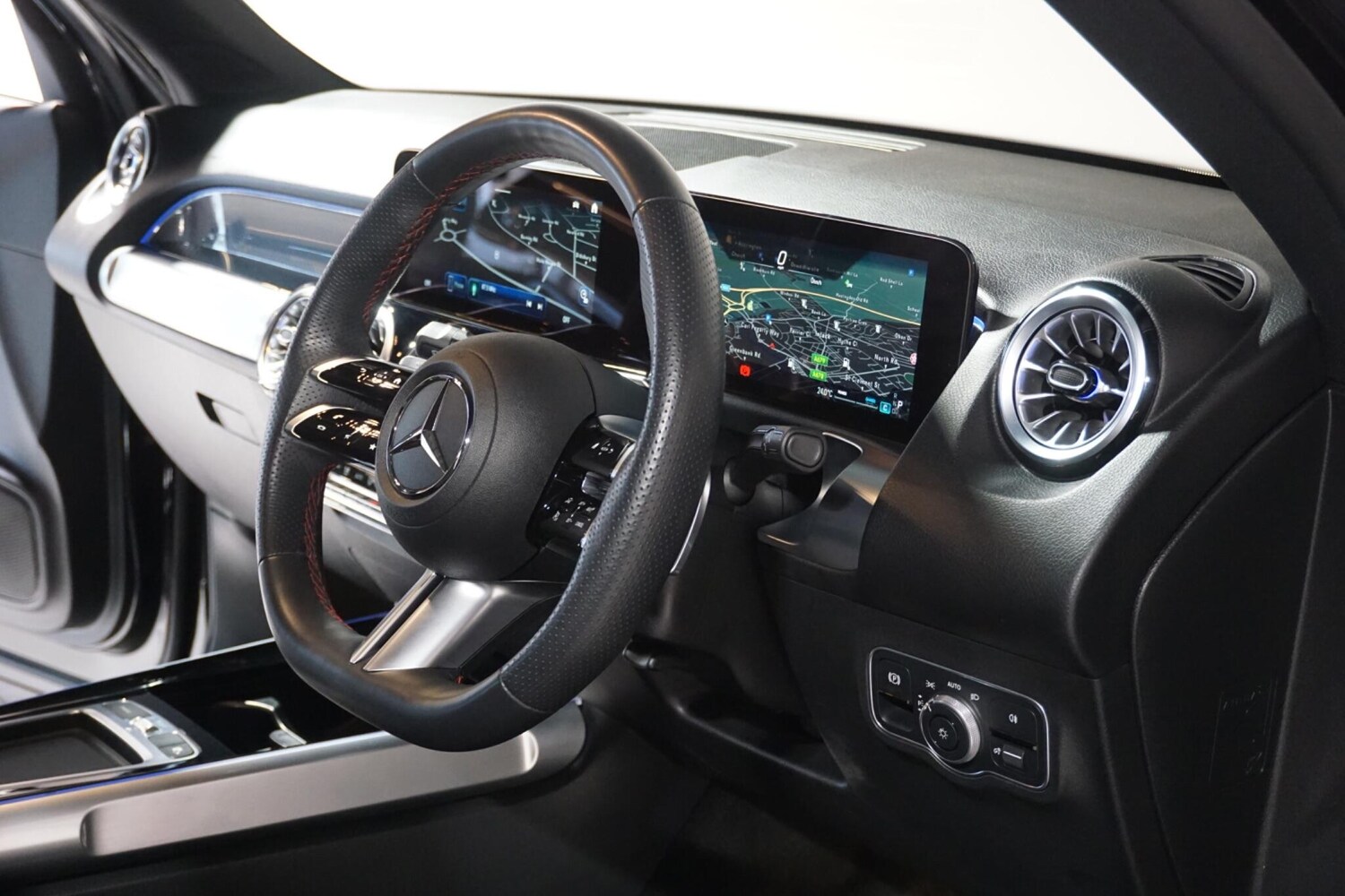 Used Mercedes-Benz GLB 2024 for sale - 77839218: Photo 14