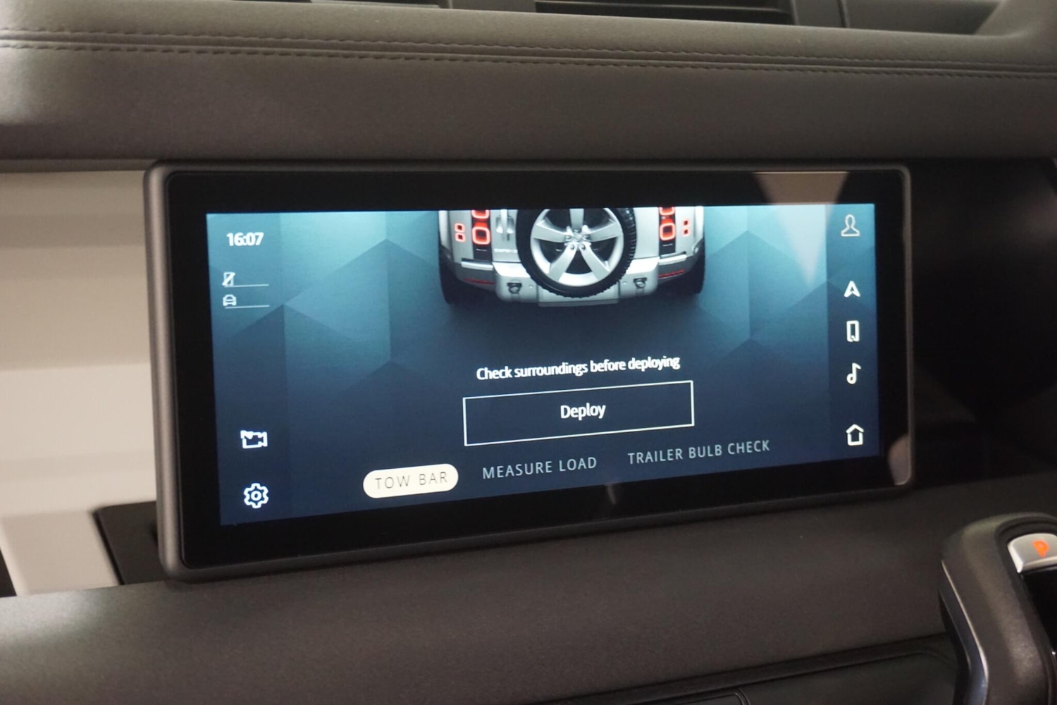 Used Land Rover Defender 2022 for sale - 76995541: Photo 14