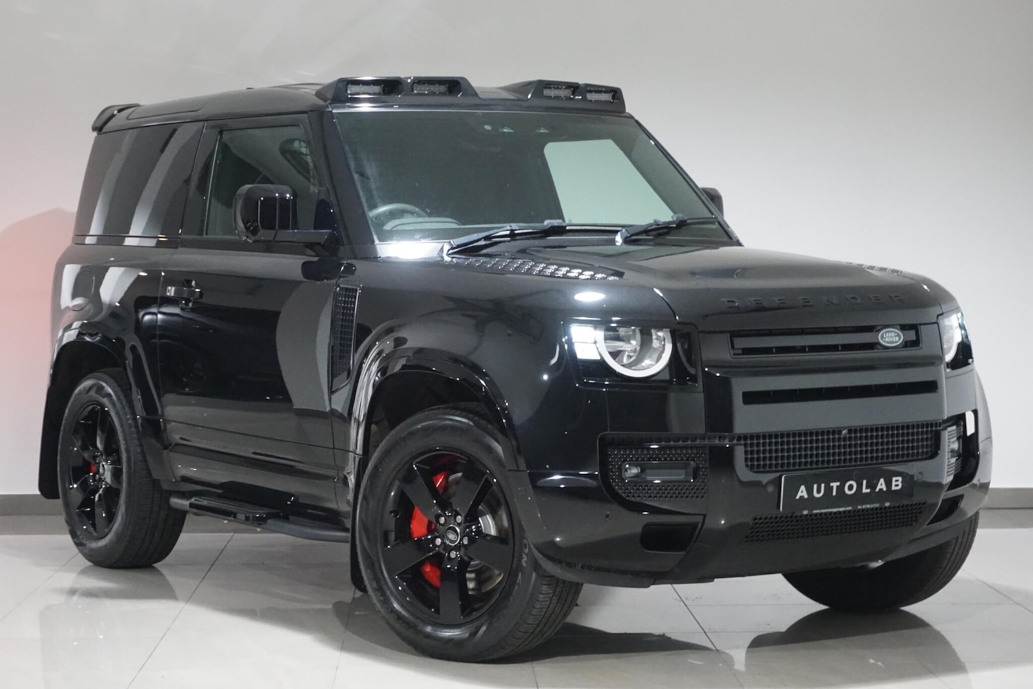 Used Land Rover Defender 2022 for sale - 76995541: Photo 32