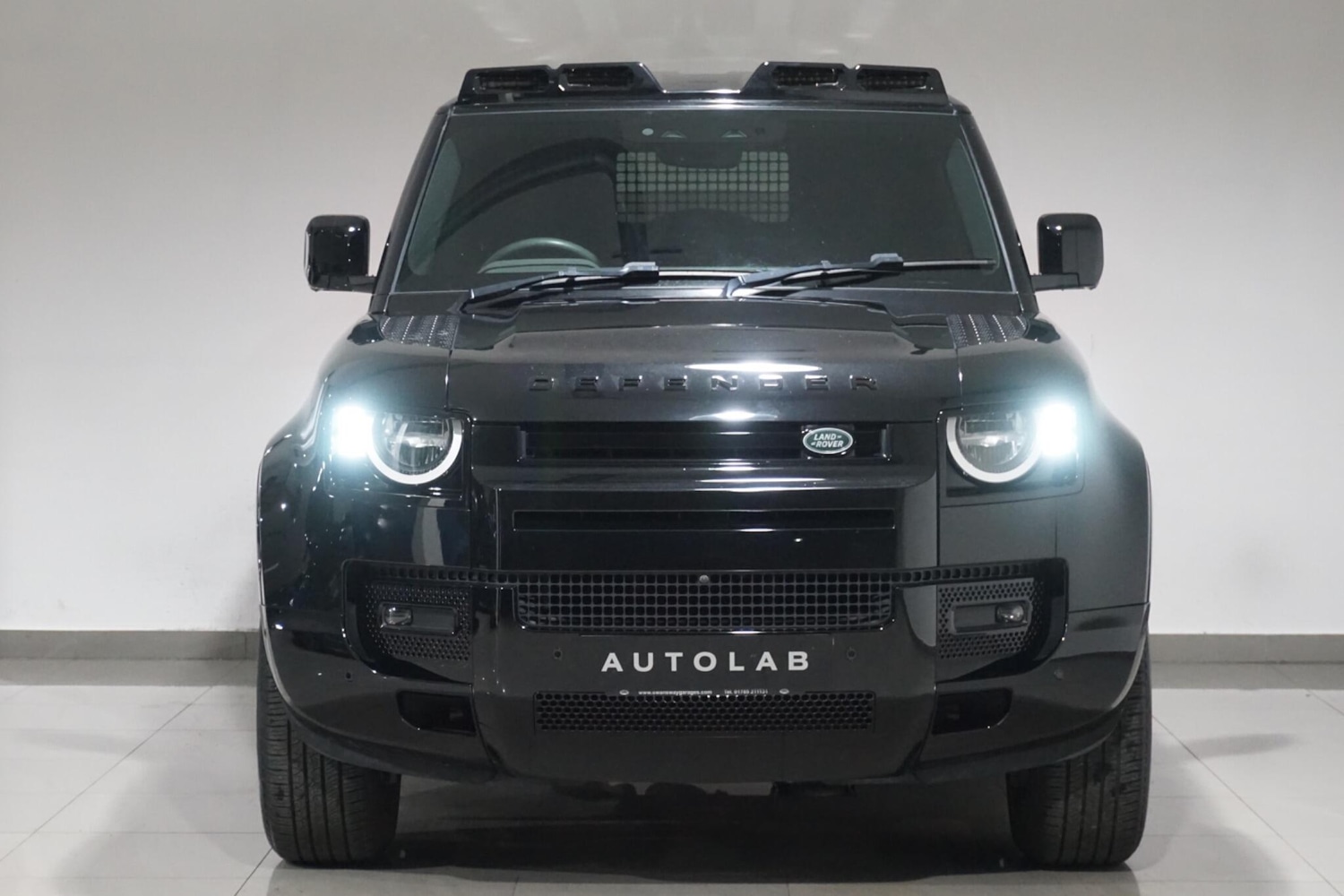 Used Land Rover Defender 2022 for sale - 76995541: Photo 7