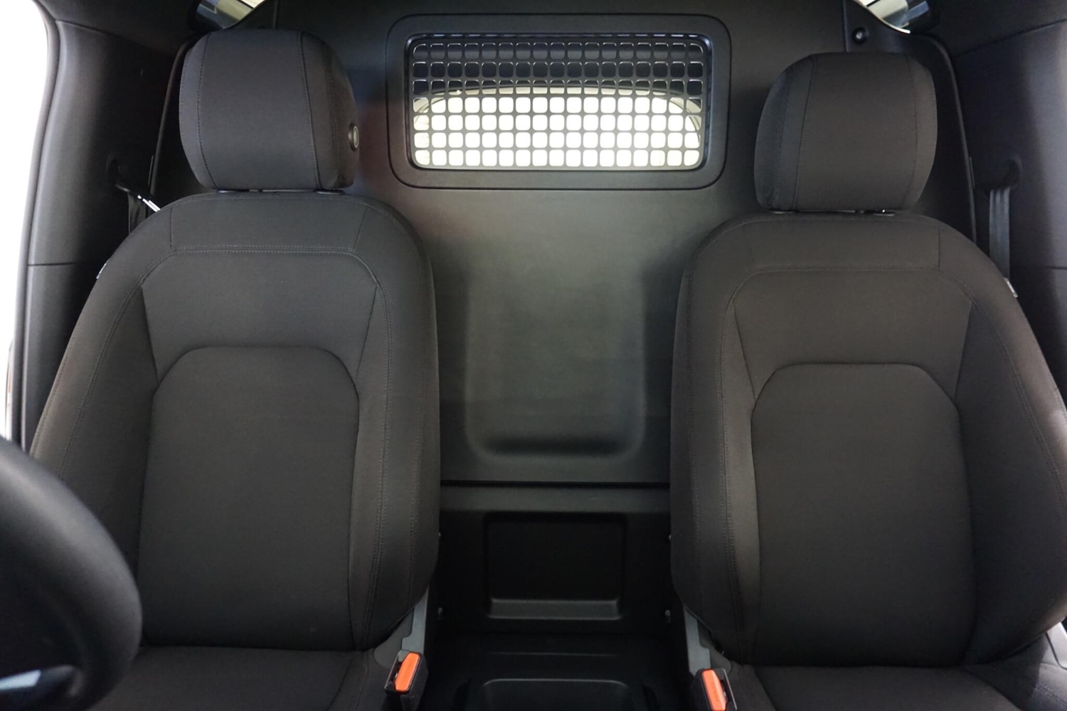 Used Land Rover Defender 2022 for sale - 76995541: Photo 9