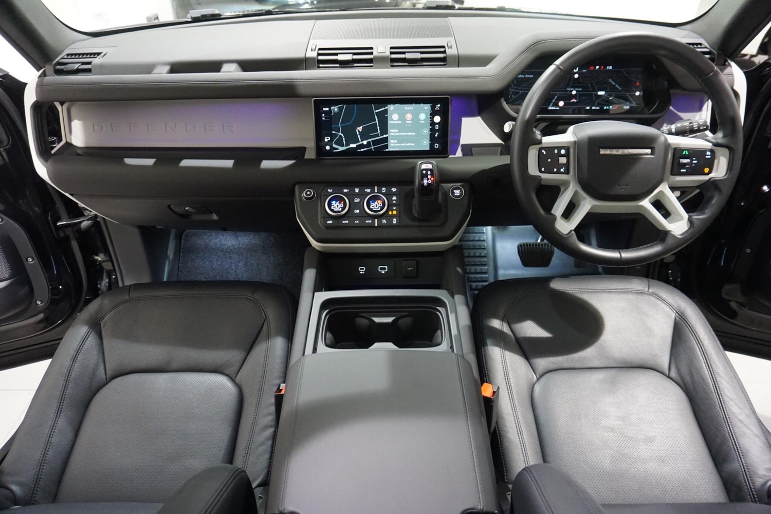 Used Land Rover Defender 2024 for sale - 76701319: Photo 9