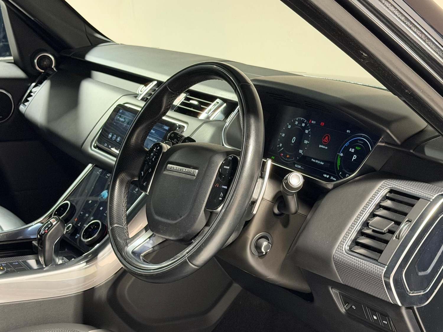 Used Land Rover Range Rover Sport 2019 for sale - 76913929: Photo 37