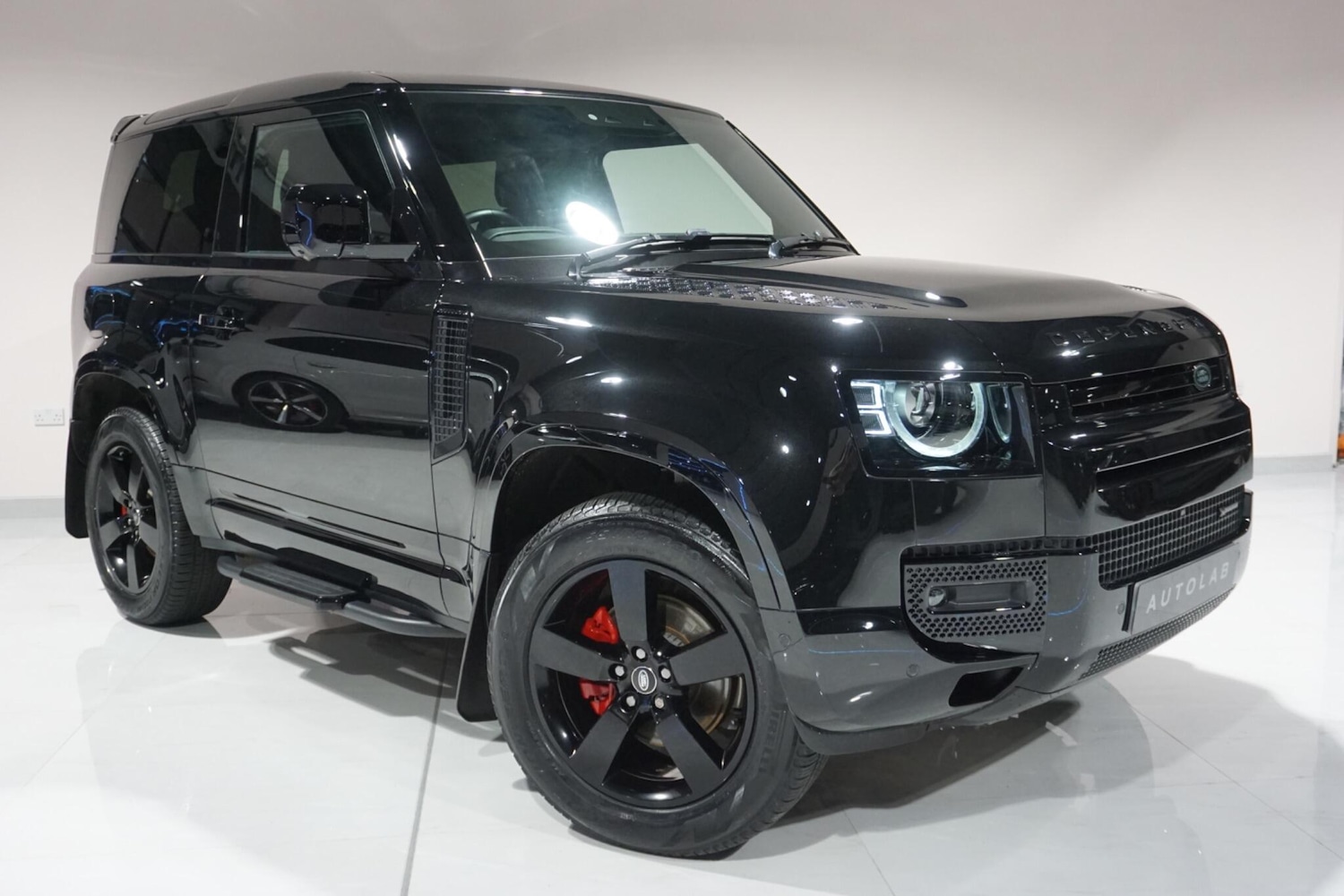 Used Land Rover Defender 2023 for sale - 76936665: Photo 19