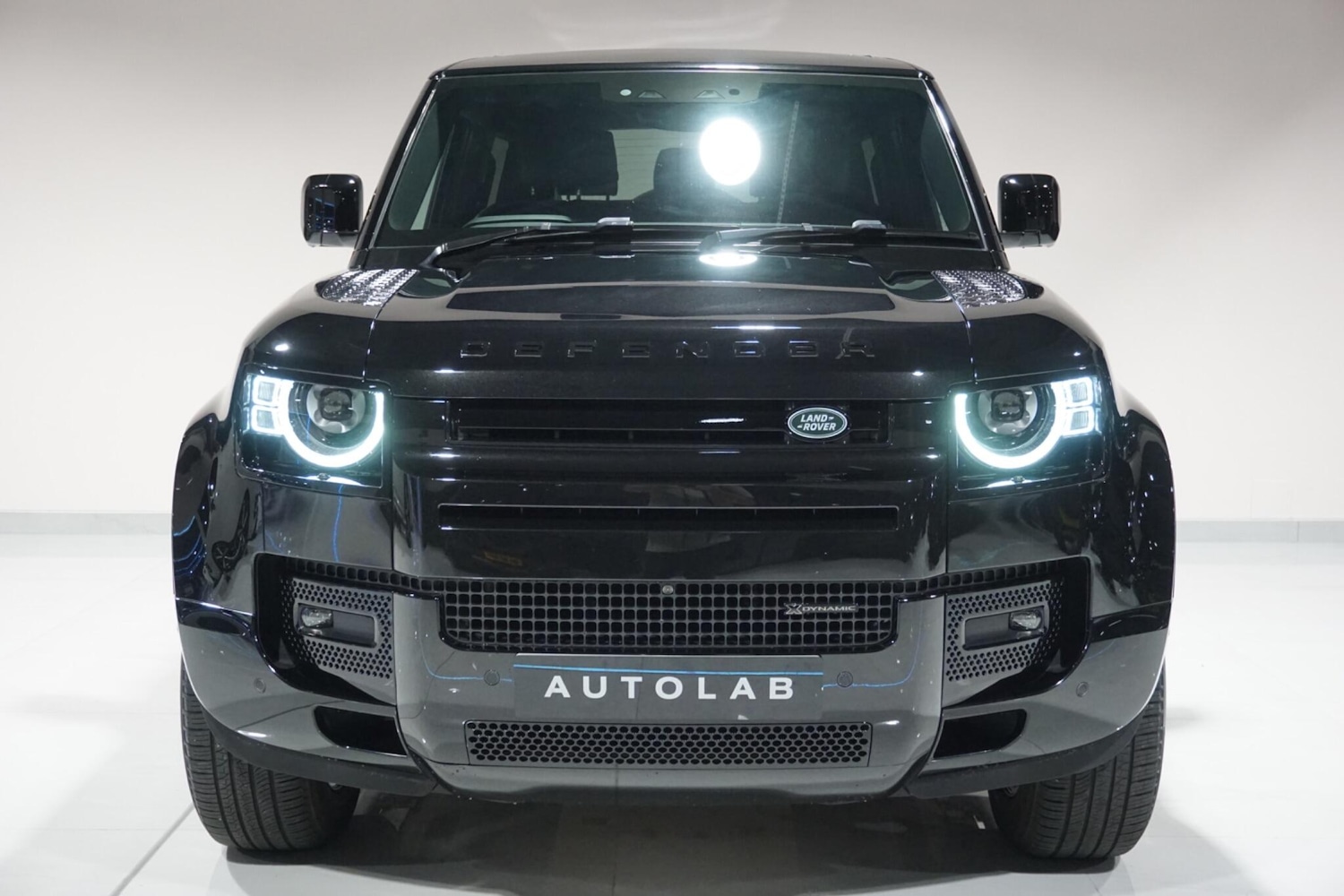 Used Land Rover Defender 2023 for sale - 76936665: Photo 20