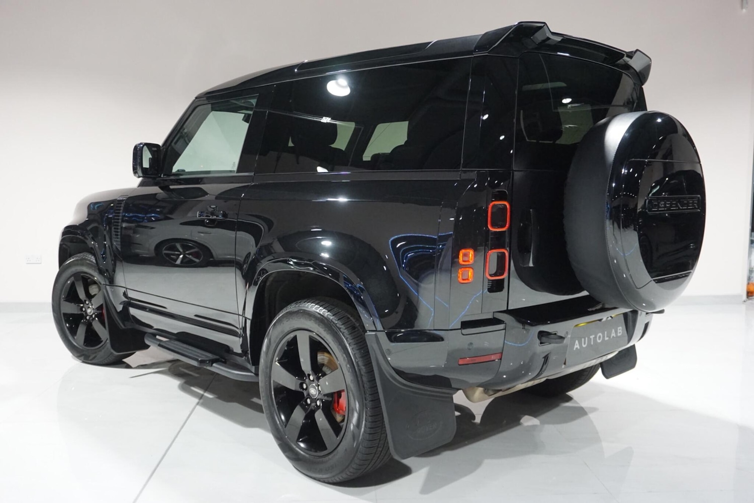 Used Land Rover Defender 2023 for sale - 76936665: Photo 21