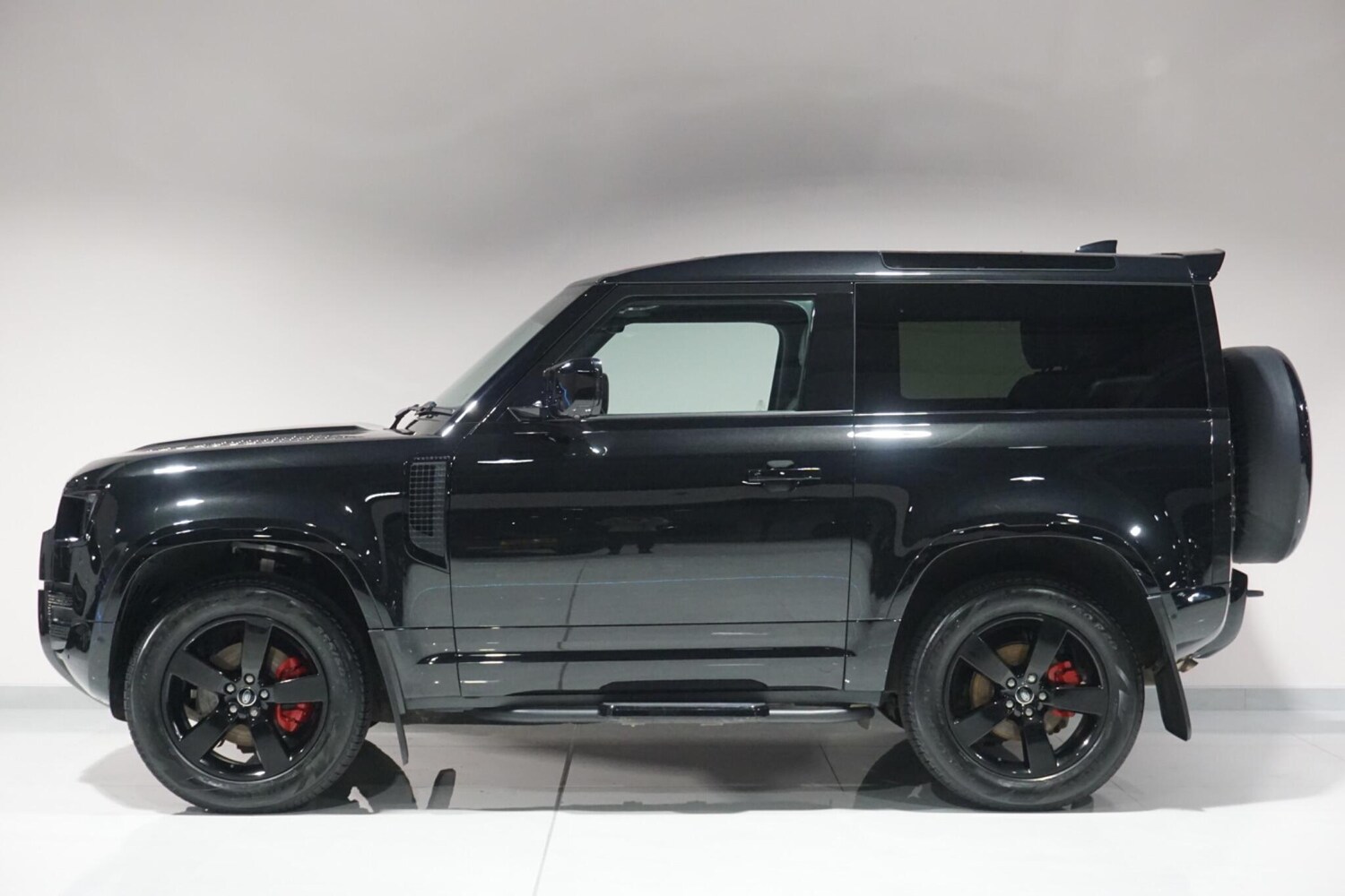 Used Land Rover Defender 2023 for sale - 76936665: Photo 24