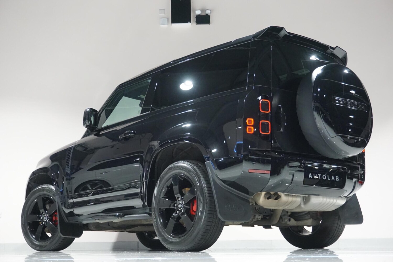 Used Land Rover Defender 2023 for sale - 76936665: Photo 25