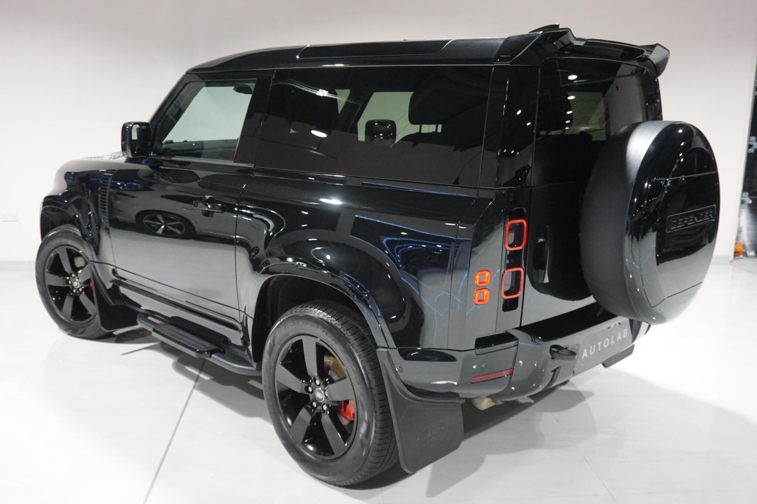 Used Land Rover Defender 2023 for sale - 76936665: Photo 27