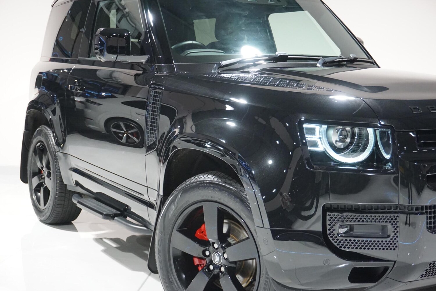 Used Land Rover Defender 2023 for sale - 76936665: Photo 40