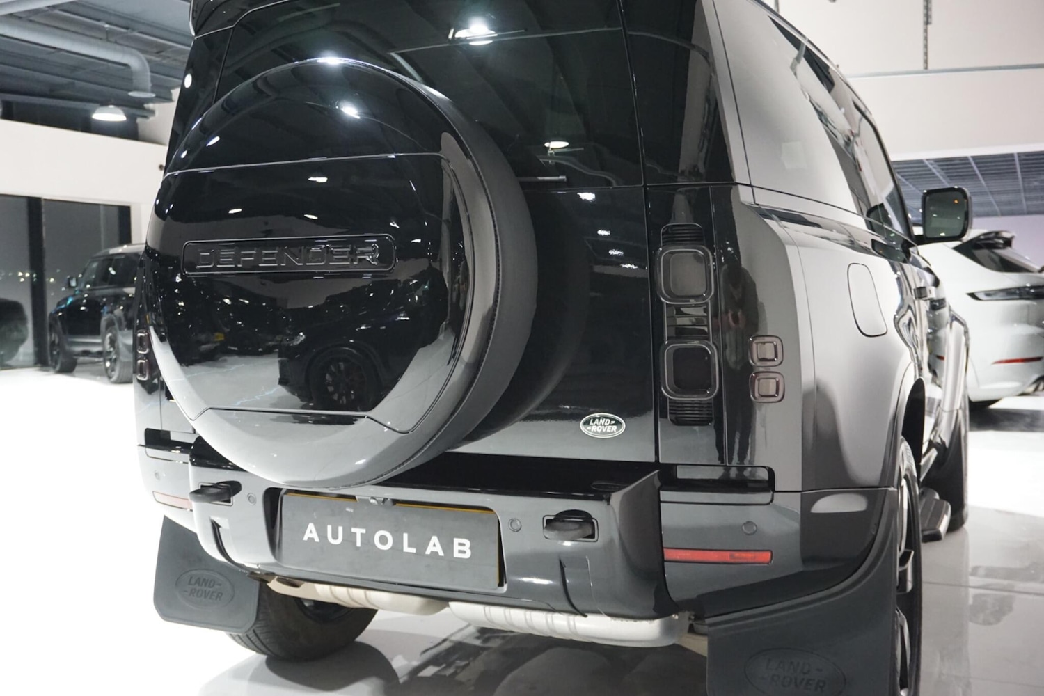 Used Land Rover Defender 2023 for sale - 76936665: Photo 55