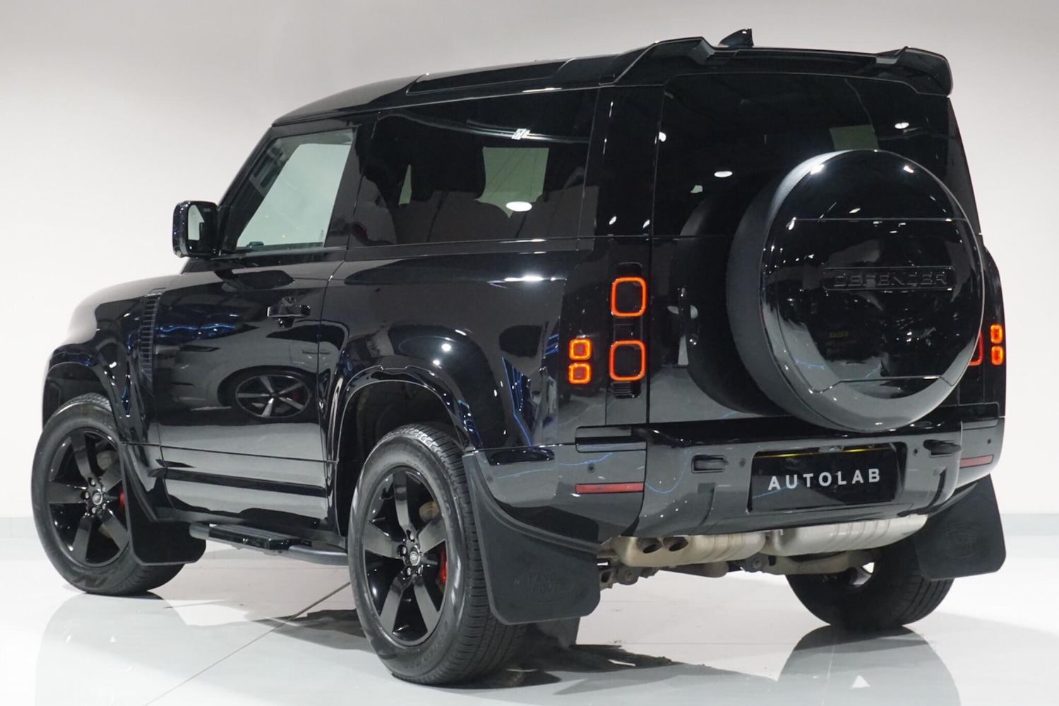 Used Land Rover Defender 2023 for sale - 76936665: Photo 6