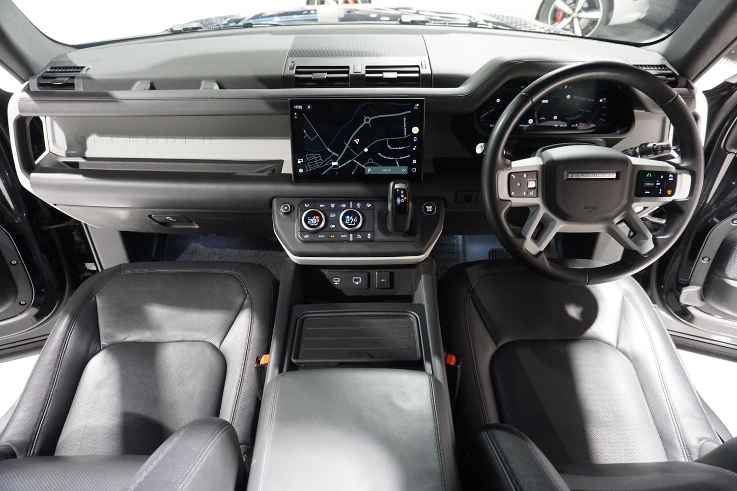 Used Land Rover Defender 2023 for sale - 76936665: Photo 9